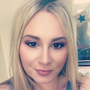 Meet your Posher, Kara